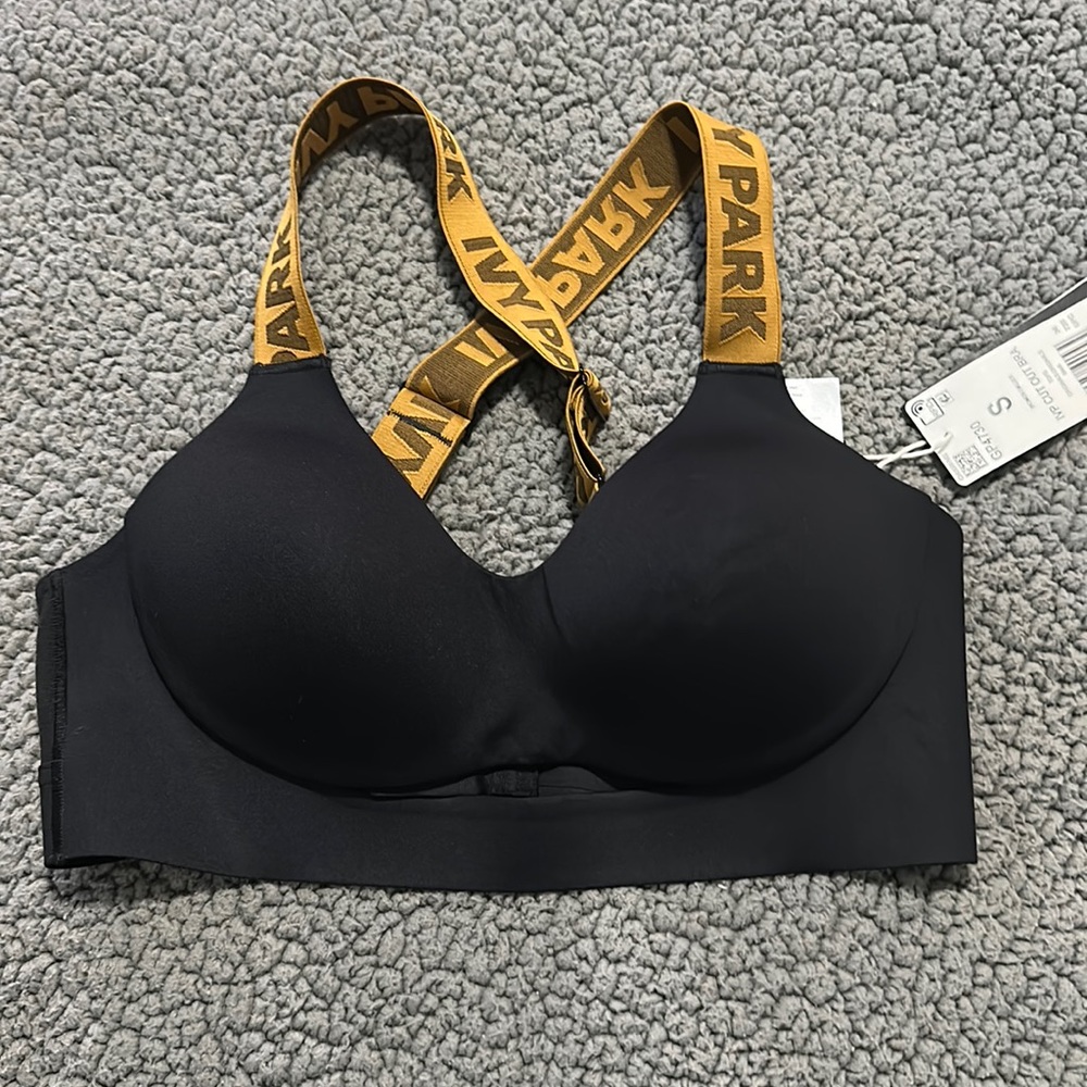 Ivy Park sports bra NWT